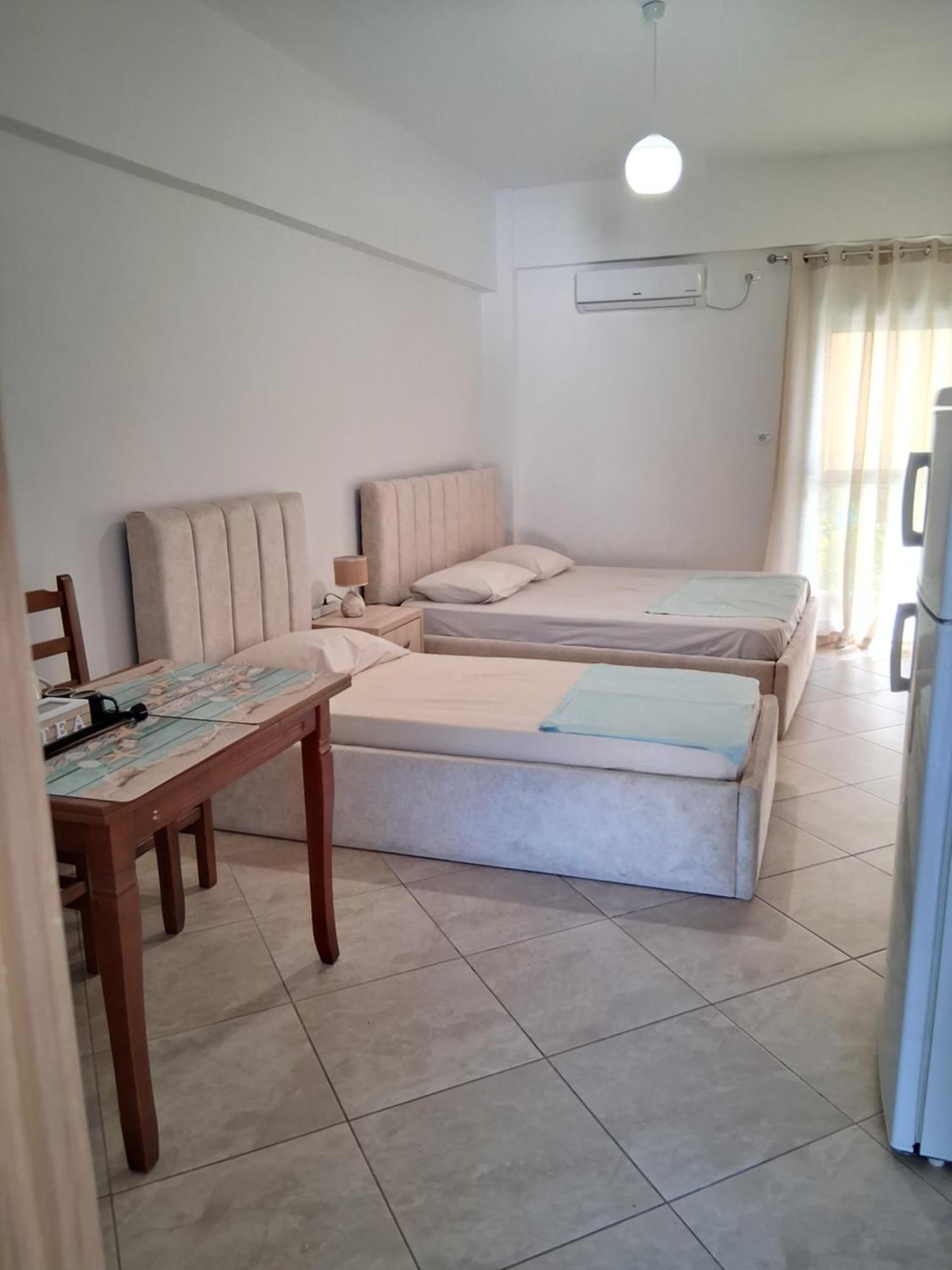 Rooms With View Himarë Pokoj fotografie